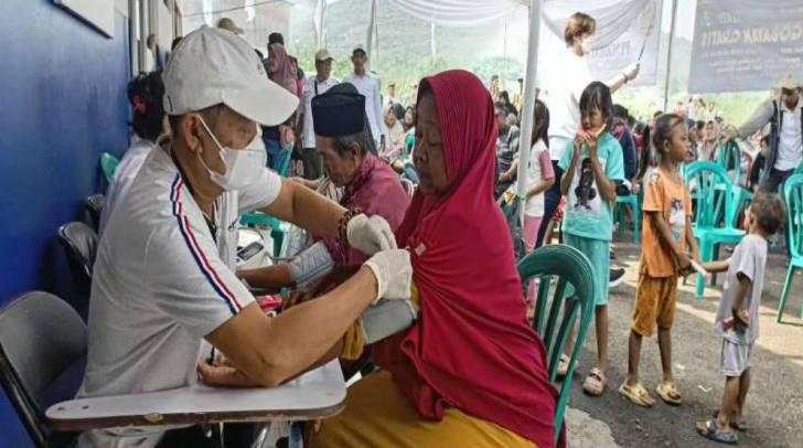 Ikatan Pemulung Indonesia Gelar Layanan Pengobatan Gratis Bagi Pemulung
