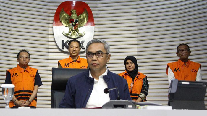 KPK Tahan 4 Tersangka Kasus Dugaan Korupsi Pengurusan TKA di Kemenaker